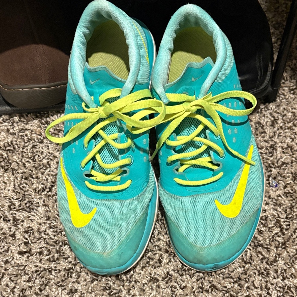 Nike Aqua and Lime Green Sneakers